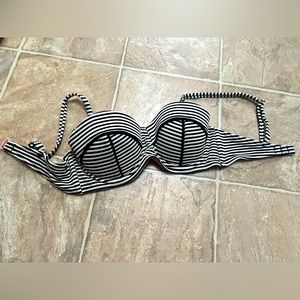 Xhilaration Bikini Top Size Medium Retro Style
